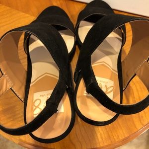 Dolce Vita Sandals